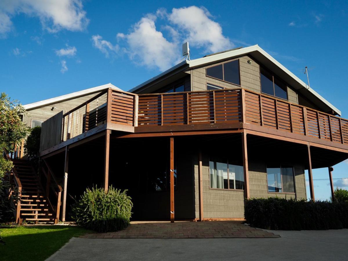 Zenith Villa Coles Bay Exterior photo