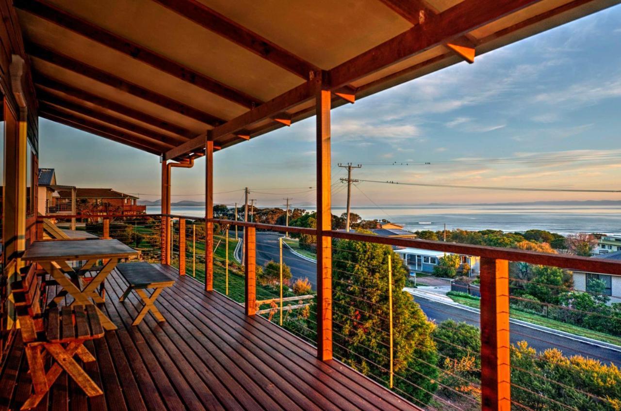 Zenith Villa Coles Bay Exterior photo